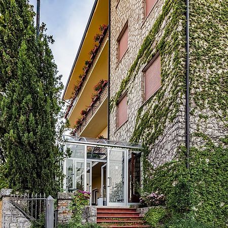 Hotel Colucci Nusco Eksteriør bilde