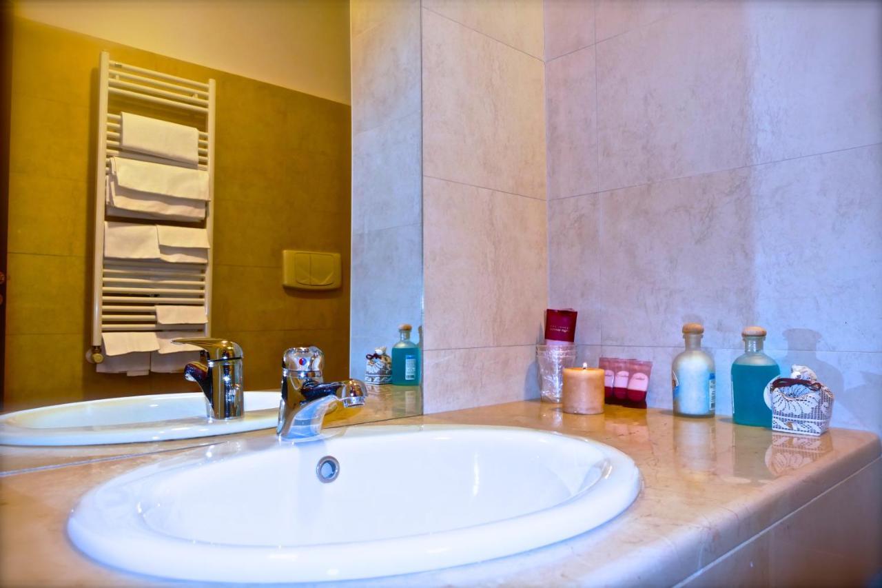 Hotel Colucci Nusco Eksteriør bilde