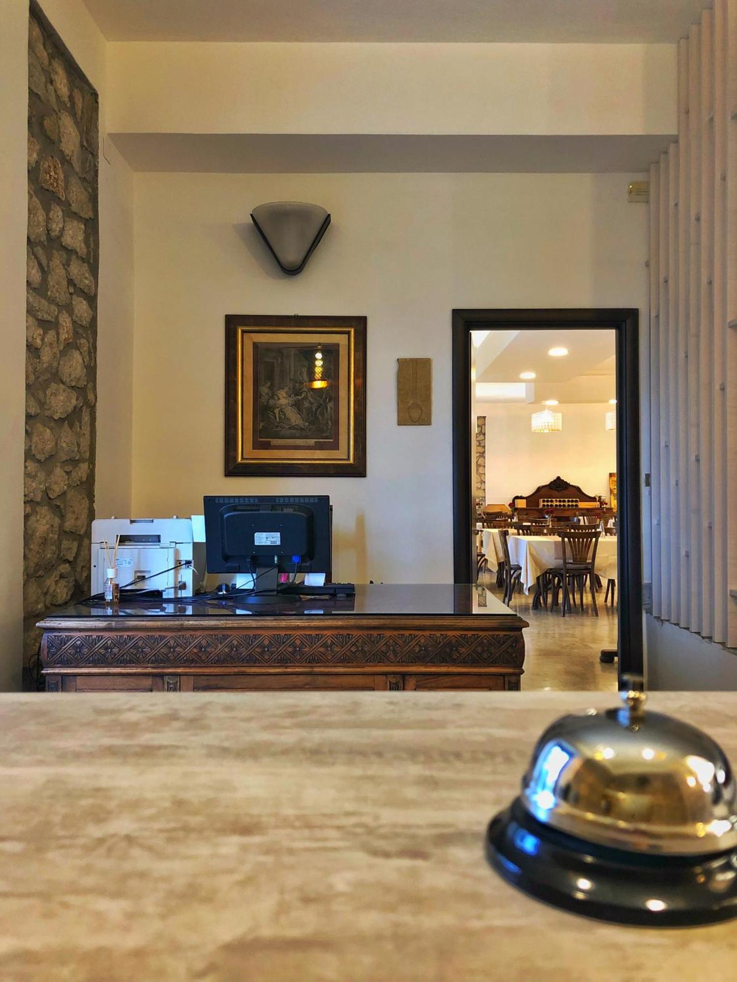 Hotel Colucci Nusco Eksteriør bilde
